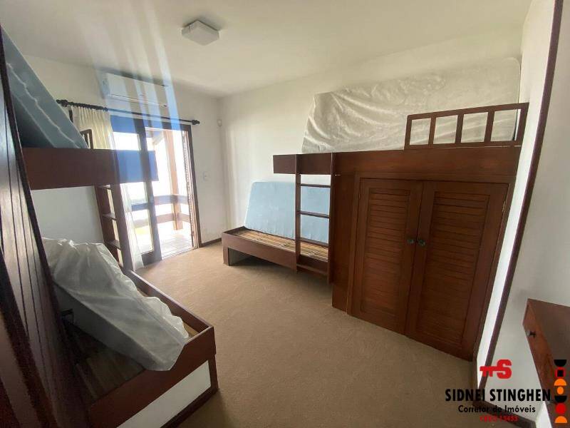 Casa à venda com 5 quartos, 230m² - Foto 20