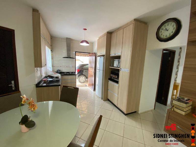 Casa à venda com 2 quartos, 144m² - Foto 11