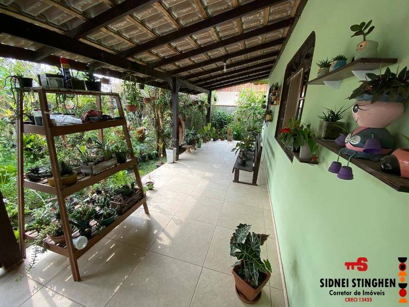 Casa à venda com 3 quartos, 120m² - Foto 3