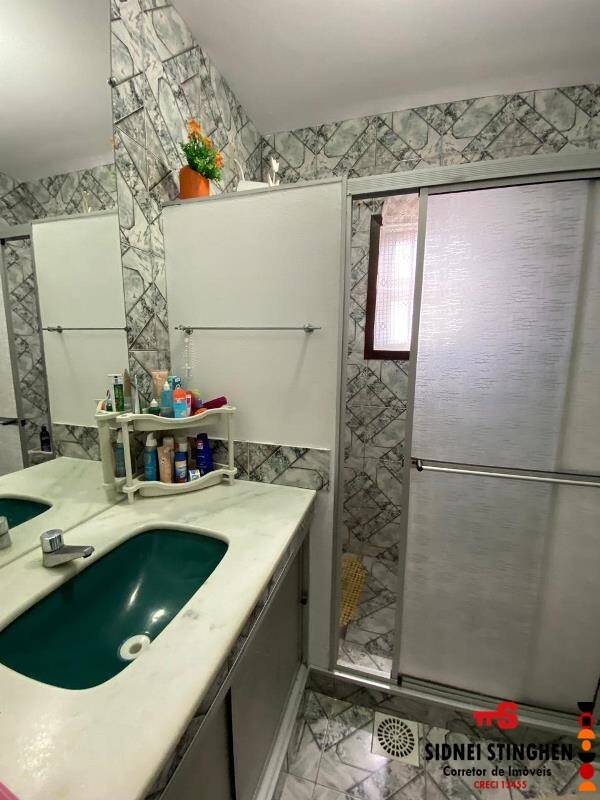 Casa à venda com 4 quartos, 150m² - Foto 21