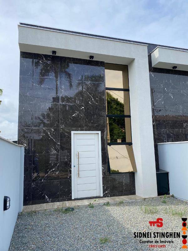 Casa à venda com 2 quartos, 73m² - Foto 2