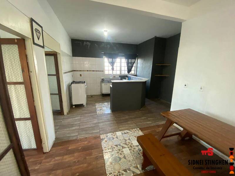 Casa à venda com 5 quartos, 148m² - Foto 7