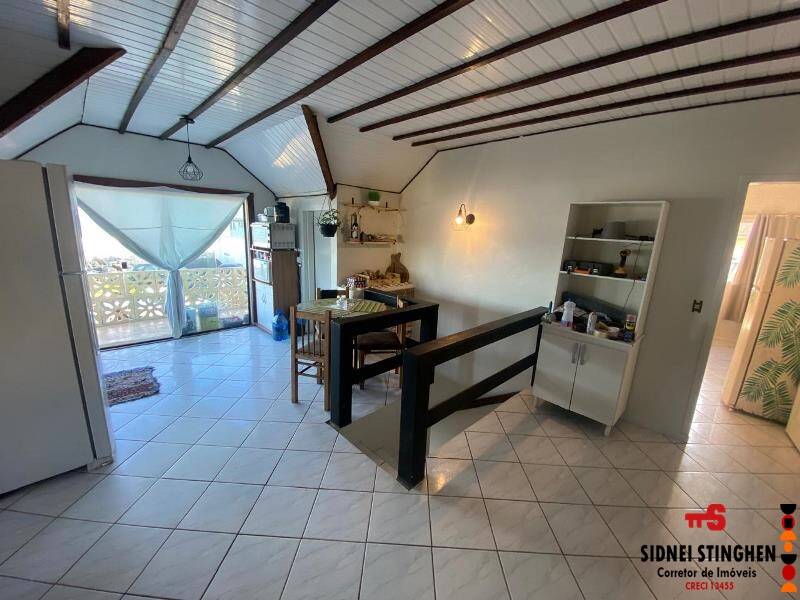 Casa à venda com 5 quartos, 148m² - Foto 14