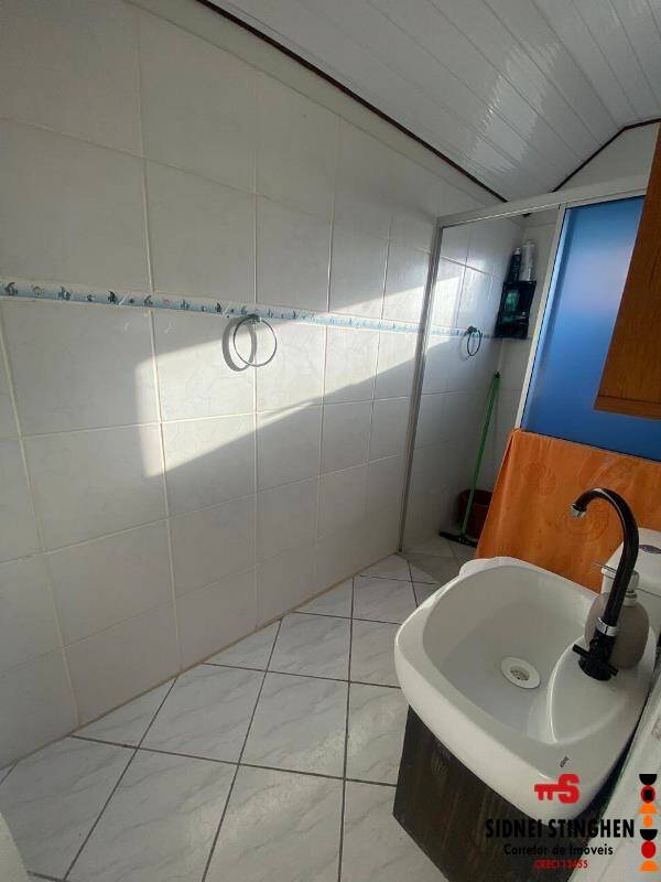 Casa à venda com 5 quartos, 148m² - Foto 17