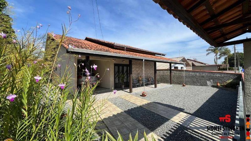 Casa à venda com 2 quartos, 100m² - Foto 3
