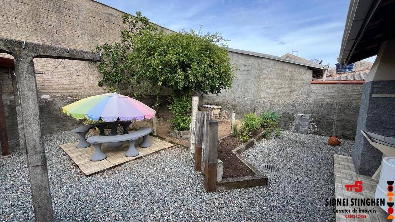 Casa à venda com 2 quartos, 100m² - Foto 21