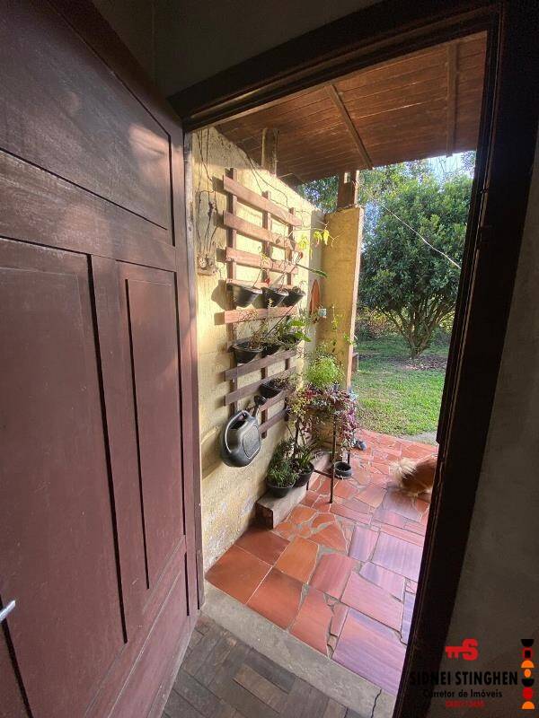 Casa à venda com 3 quartos, 160m² - Foto 9