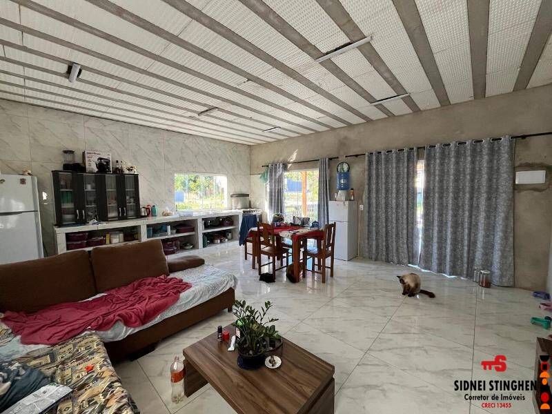Casa à venda com 2 quartos, 95m² - Foto 4