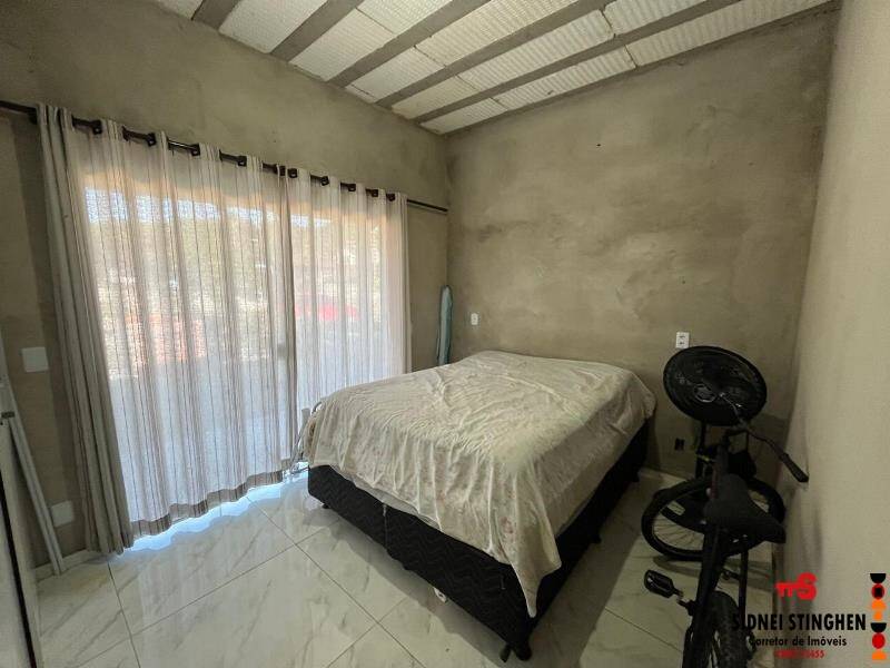 Casa à venda com 2 quartos, 95m² - Foto 8