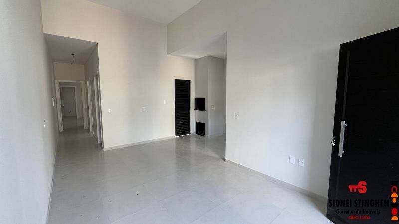 Casa à venda com 2 quartos, 62m² - Foto 5