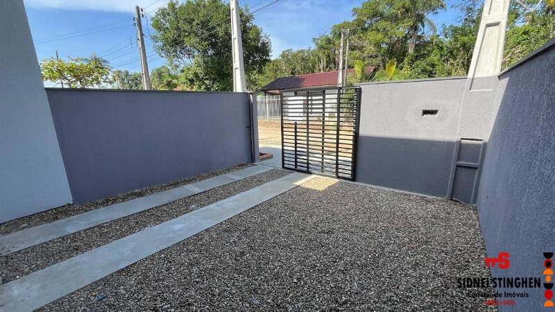 Casa à venda com 2 quartos, 62m² - Foto 3