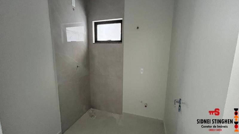 Casa à venda com 2 quartos, 62m² - Foto 8