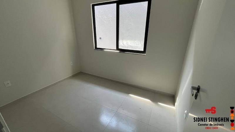 Casa à venda com 2 quartos, 62m² - Foto 10