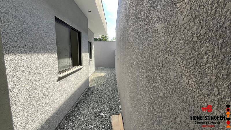 Casa à venda com 2 quartos, 62m² - Foto 12