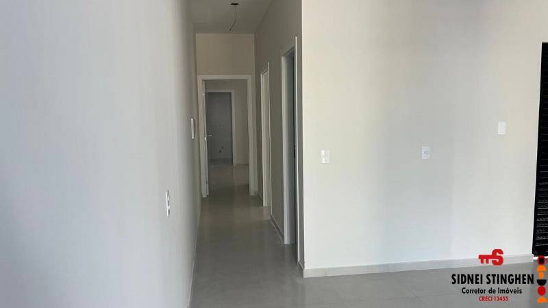 Casa à venda com 2 quartos, 62m² - Foto 11