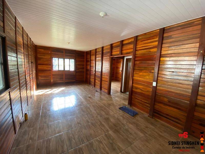 Casa à venda com 2 quartos, 75m² - Foto 8