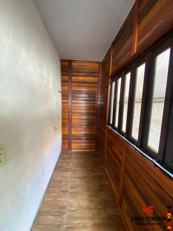 Casa à venda com 2 quartos, 75m² - Foto 13