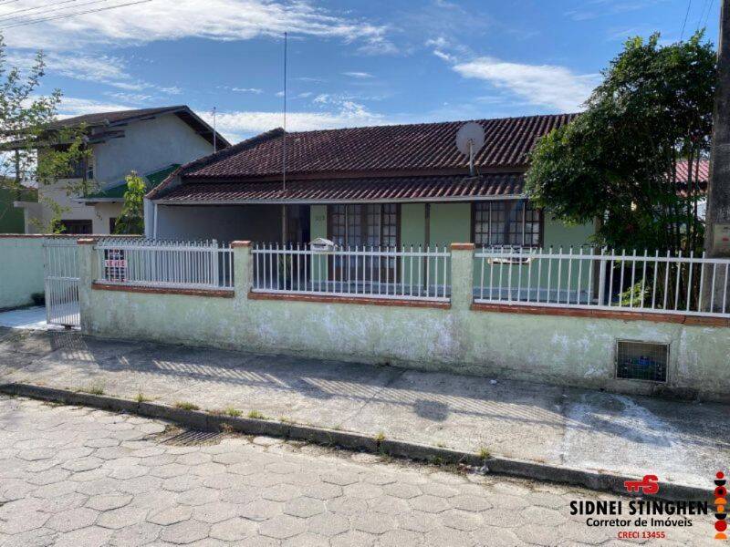 Casa, 3 quartos, 136 m² - Foto 2