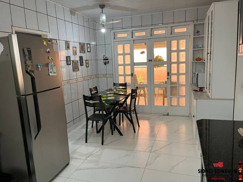 Casa, 2 quartos, 185 m² - Foto 12