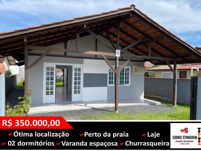#689 - Casa para Venda em Balneário Barra do Sul - SC
