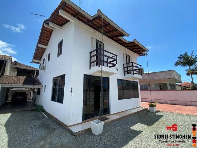 Casa para Venda em Balneário Barra do Sul - 4