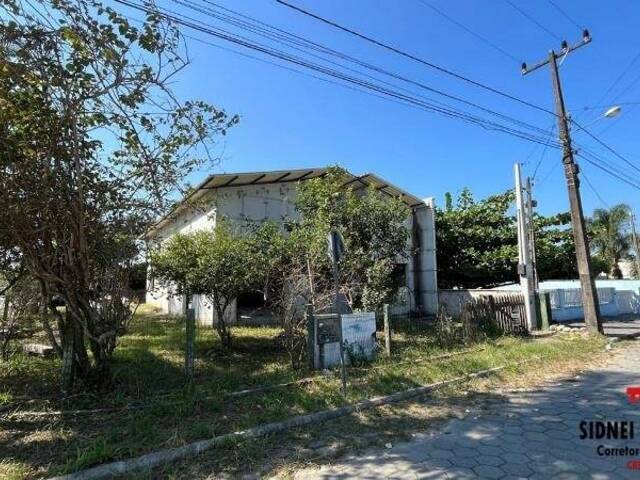 Casa para Venda em Balneário Barra do Sul - 4