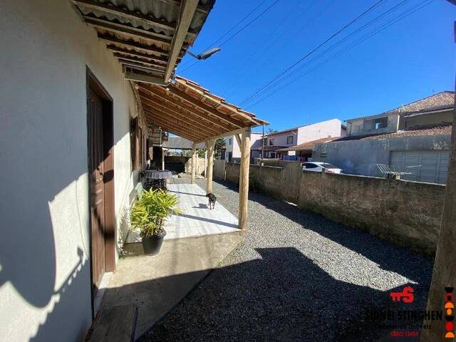 #815 - Casa para Venda em Balneário Barra do Sul - SC - 2