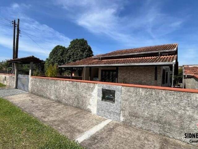 #817 - Casa para Venda em Balneário Barra do Sul - SC