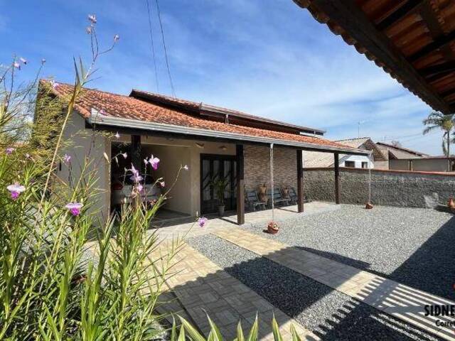 #817 - Casa para Venda em Balneário Barra do Sul - SC