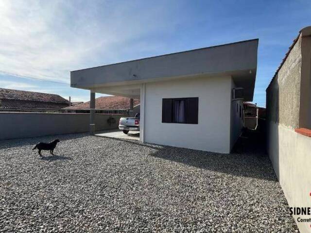#819 - Casa para Venda em Balneário Barra do Sul - SC - 3