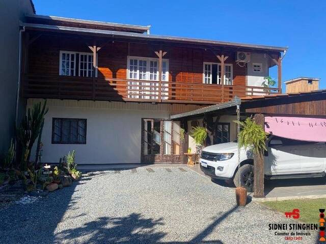 #492 - Casa para Venda em Balneário Barra do Sul - SC