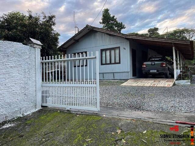 #823 - Casa para Venda em Balneário Barra do Sul - SC - 2