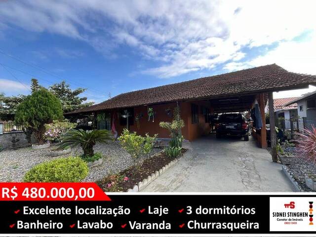#824 - Casa para Venda em Balneário Barra do Sul - SC