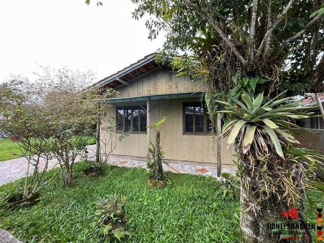 #828 - Casa para Venda em Balneário Barra do Sul - SC - 2