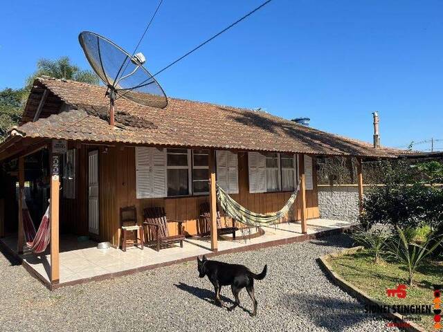 #835 - Casa para Venda em Balneário Barra do Sul - SC - 2