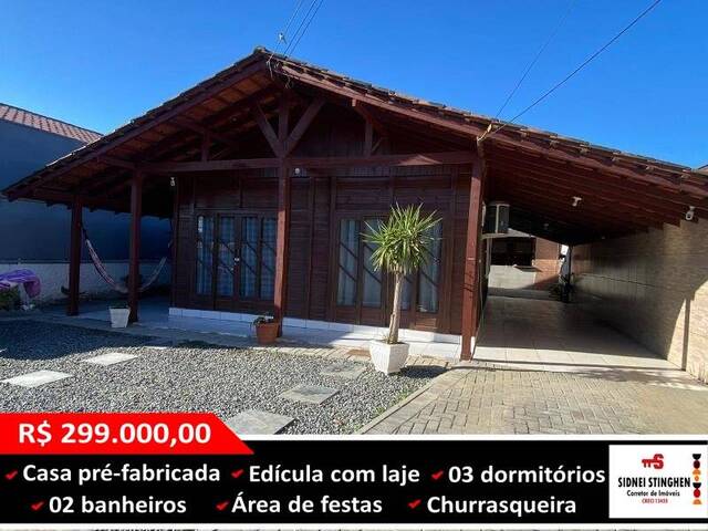 Venda em Costeira - Balneário Barra do Sul
