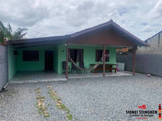 #897 - Casa para Venda em Balneário Barra do Sul - SC