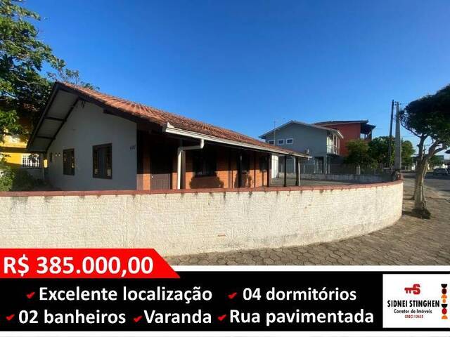 #900 - Casa para Venda em Balneário Barra do Sul - SC