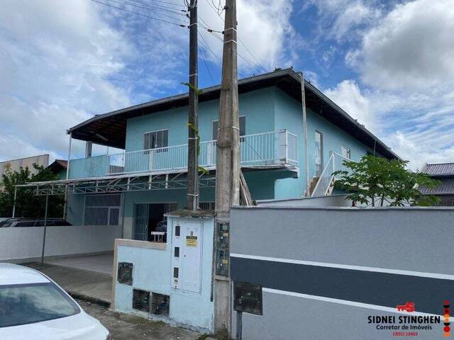 #902 - Casa para Venda em Balneário Barra do Sul - SC