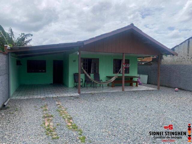 #897 - Casa para Venda em Balneário Barra do Sul - SC