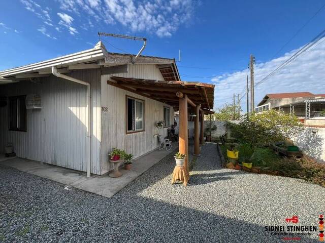 #538 - Casa para Venda em Balneário Barra do Sul - SC