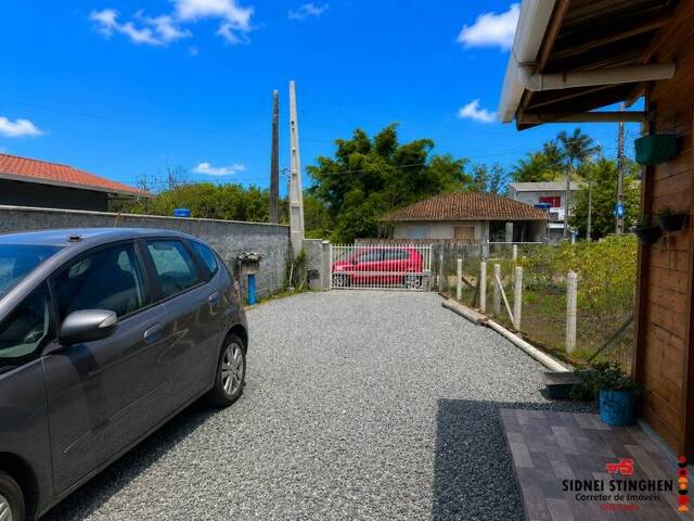 Casa para Venda em Balneário Barra do Sul - 2