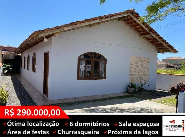 #787 - Casa para Venda em Balneário Barra do Sul - SC
