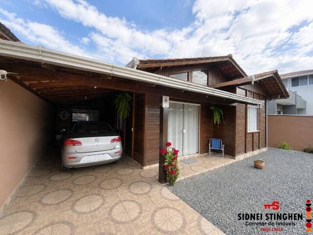 #849 - Casa para Venda em Balneário Barra do Sul - SC