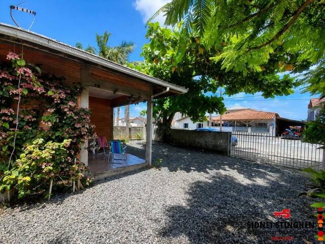 Casa para Venda em Balneário Barra do Sul - 4