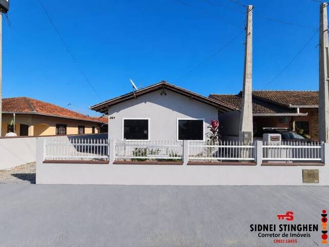 Casa para Venda em Balneário Barra do Sul - 2