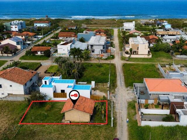 #931 - Casa para Venda em Balneário Barra do Sul - SC - 2